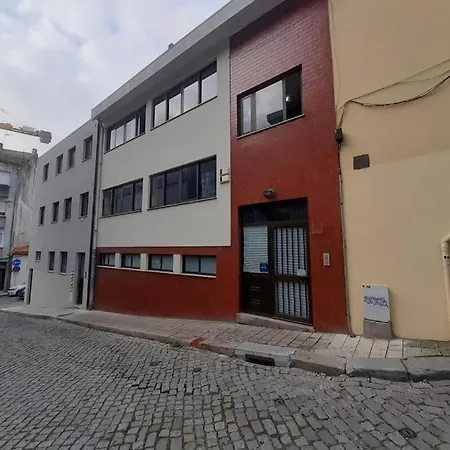 Downtown Private Roomiv Batalha