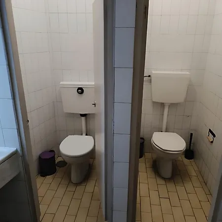 Downtown Private Roomiv Batalha בית הארחה *